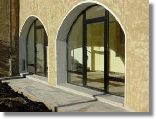 infissi in alluminio centinati